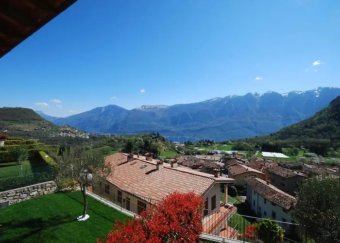 Michela 2 - Theater Appartement Tignale